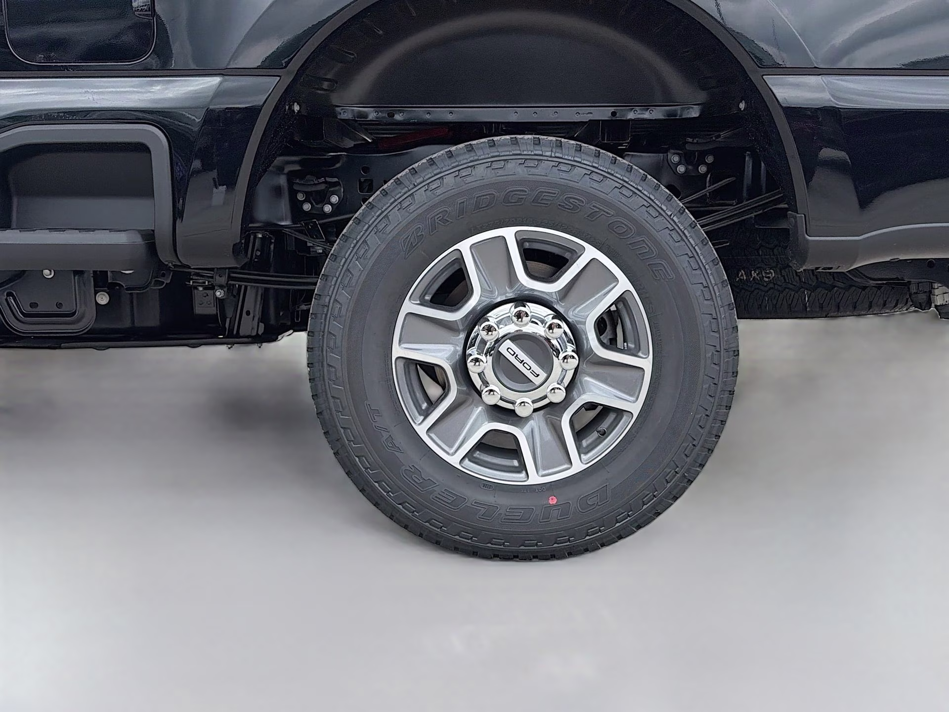 2026 Agate Black Metallic Ford Super Duty F-250 SRW Lariat 4X4 Truck