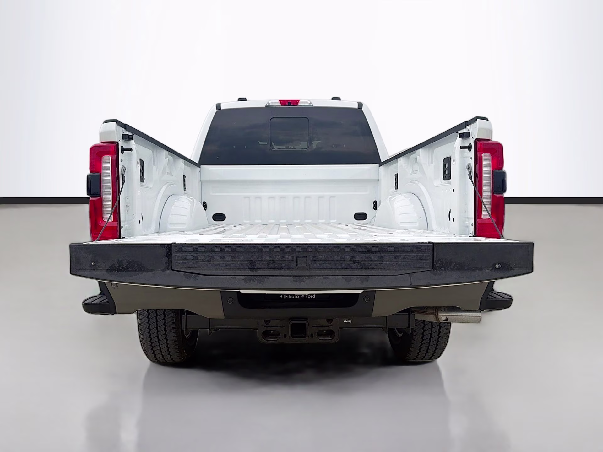 2026 Star White Metallic Tri-Coat Ford Super Duty F-250 SRW King Ranch 4X4 Truck