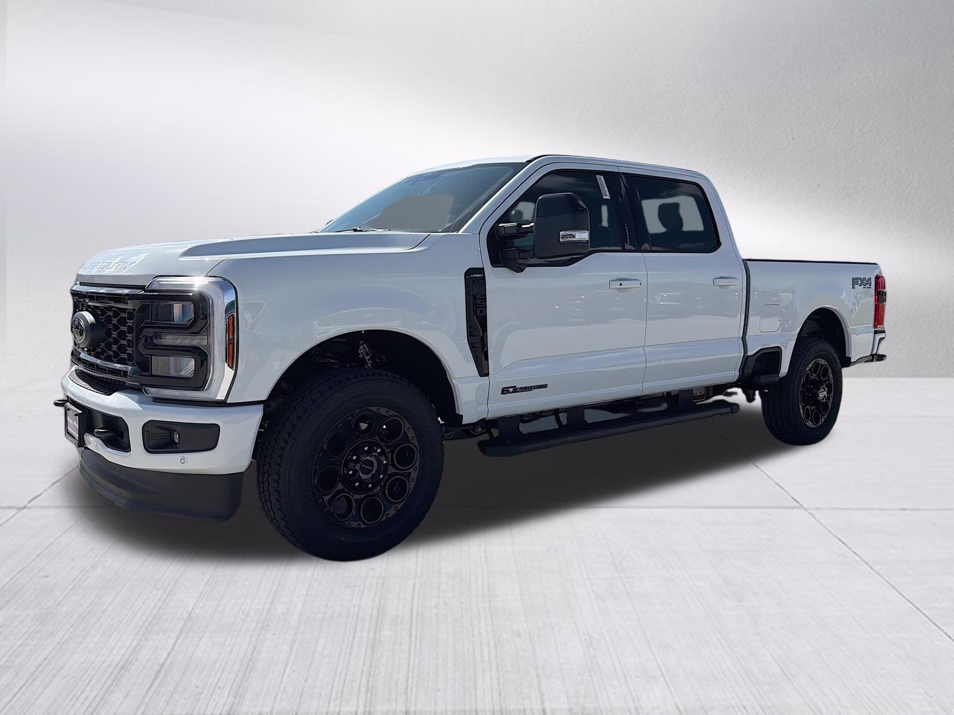 2026 Oxford White Ford Super Duty F-250 SRW Lariat 4X4 Truck