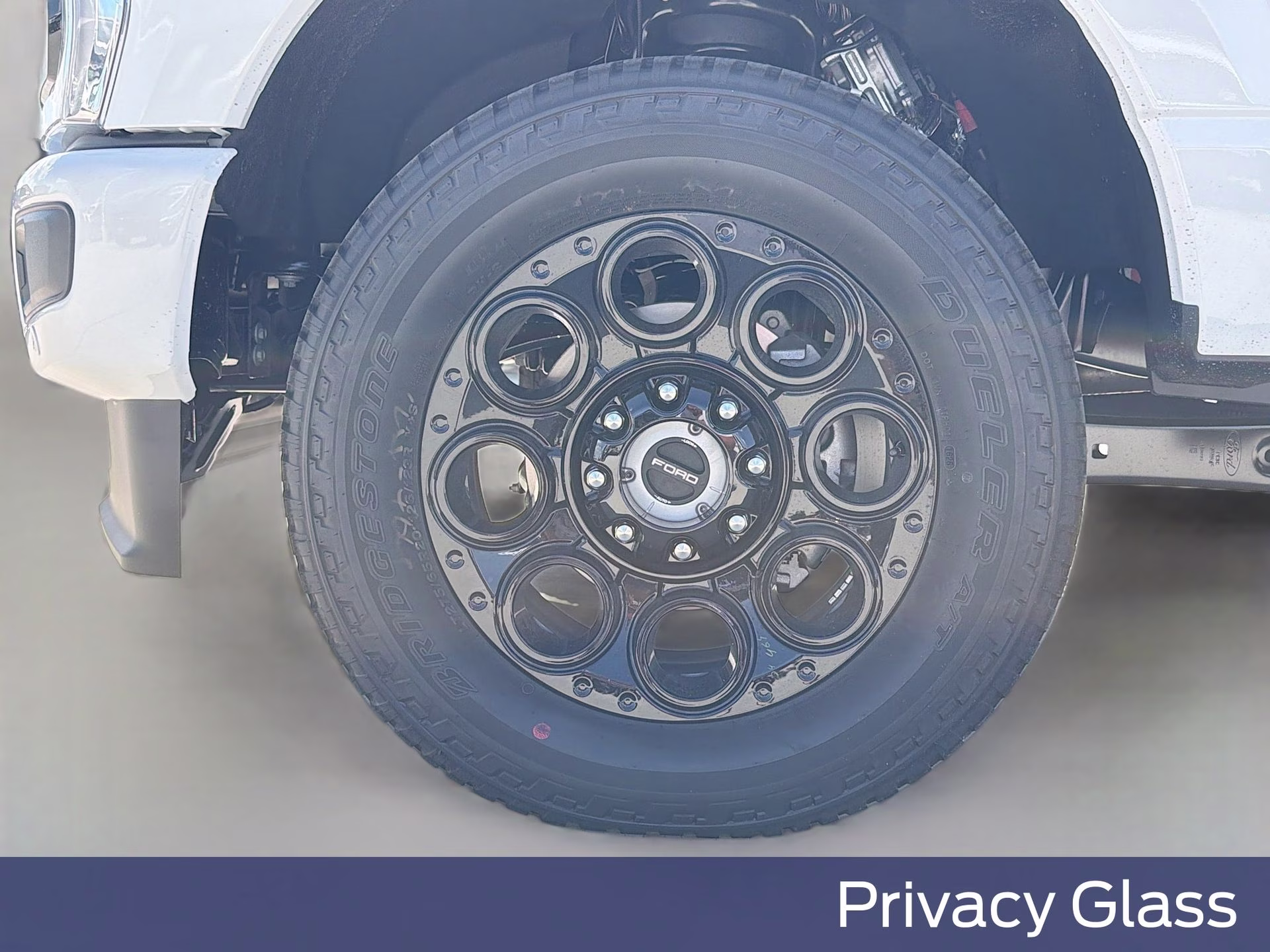 2026 Oxford White Ford Super Duty F-250 SRW Lariat 4X4 Truck