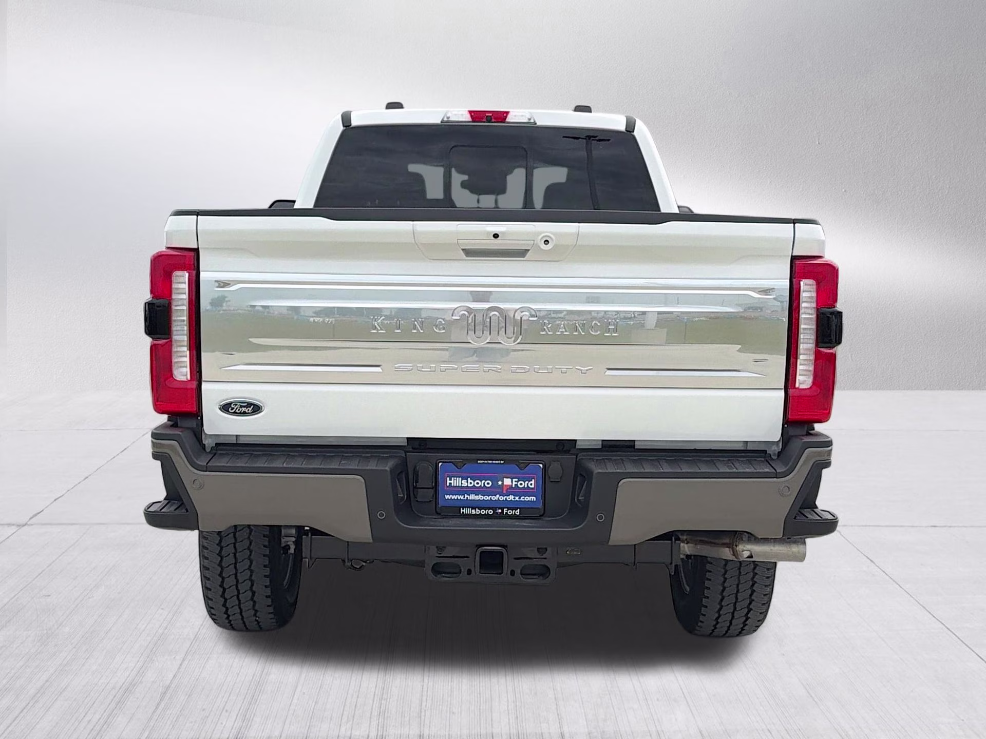 2026 Star White Metallic Tri-Coat Ford Super Duty F-350 SRW King Ranch 4X4 Truck