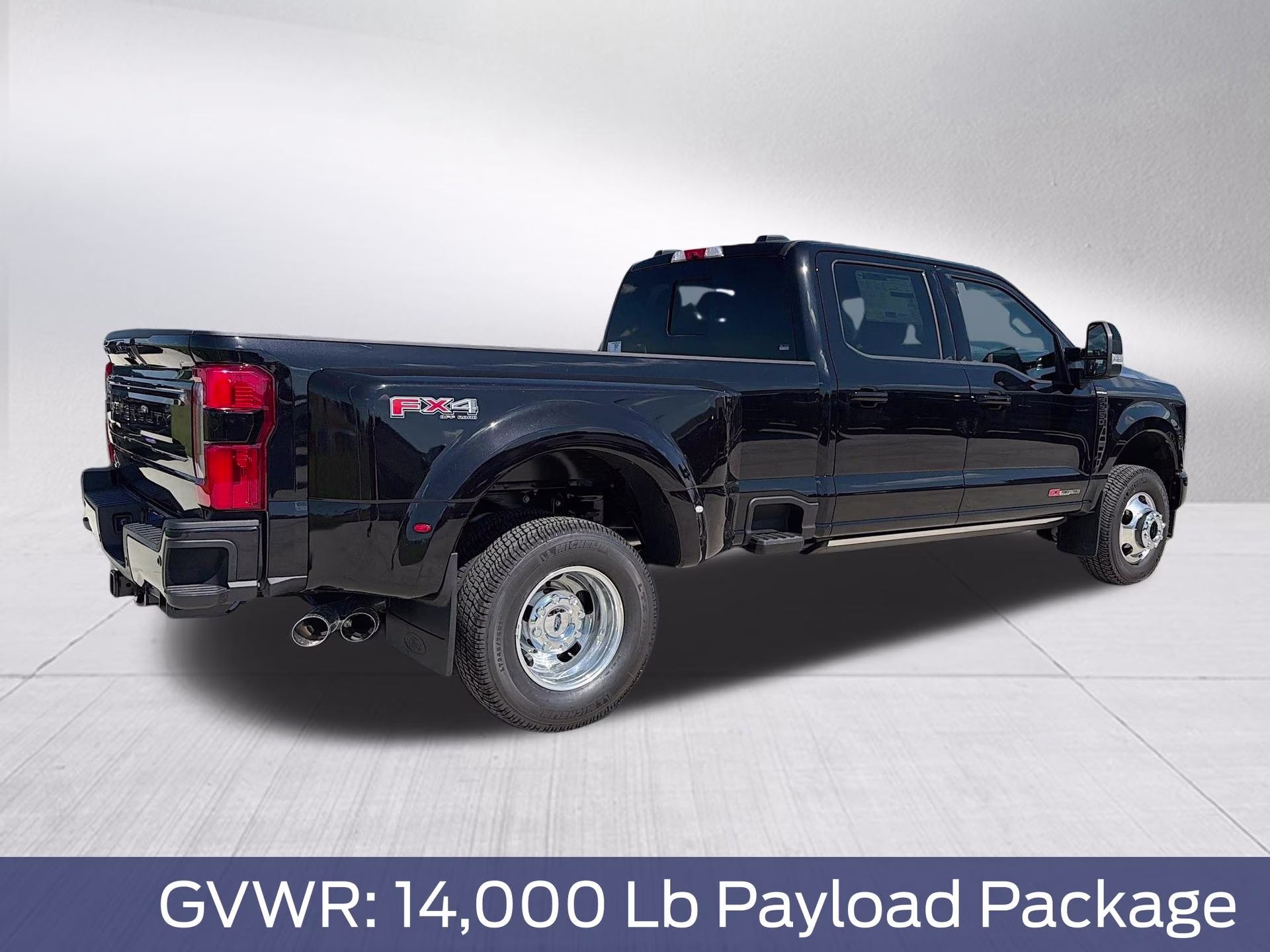 2026 Agate Black Metallic Ford Super Duty F-350 DRW Platinum 4X4 Truck
