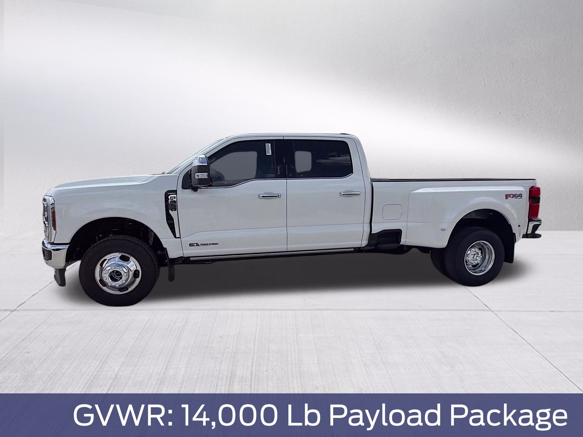 2026 Oxford White Ford Super Duty F-350 DRW Lariat 4X4 Truck