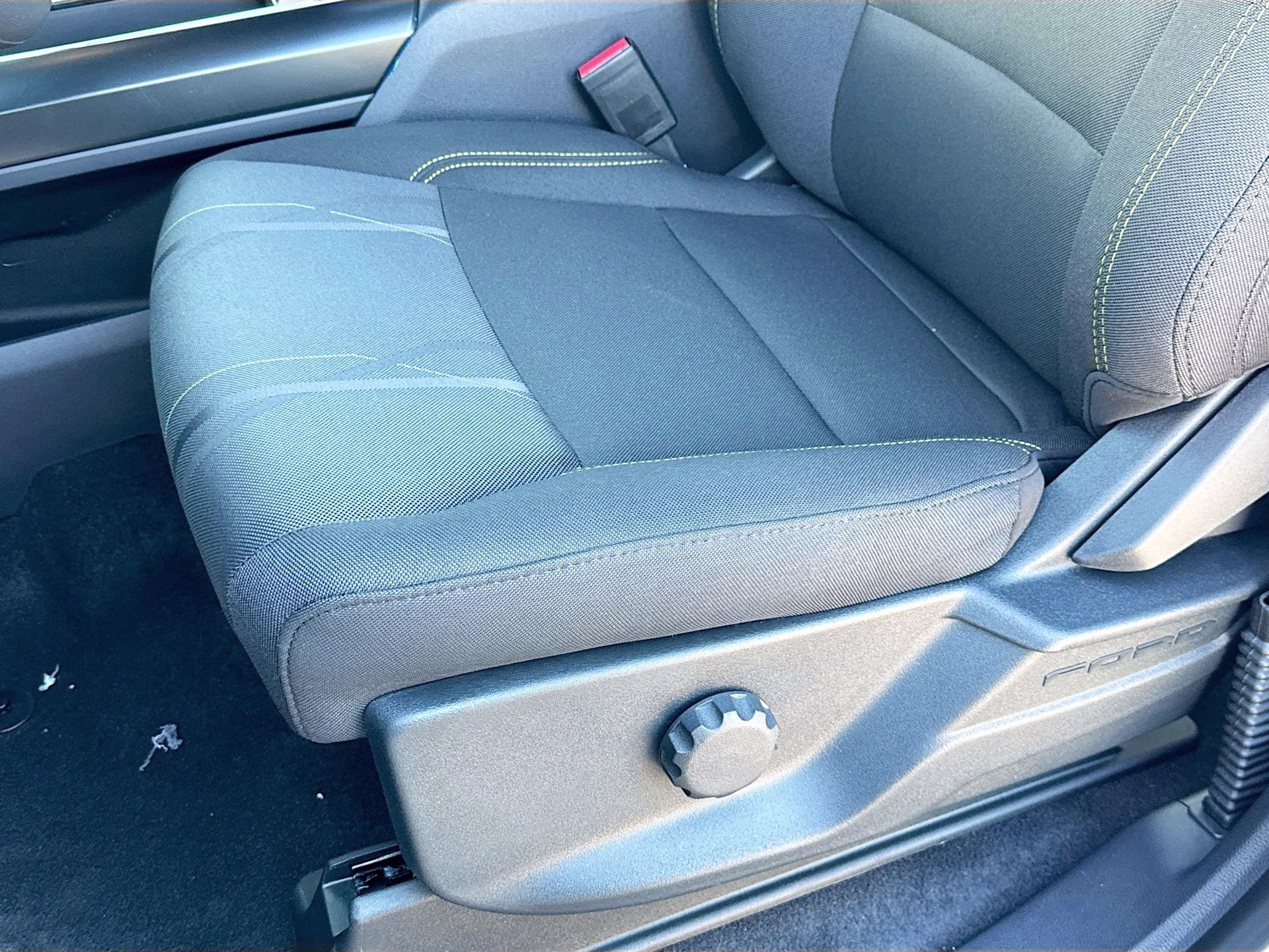 2025 Oxford White Ford F-150 STX RWD Truck