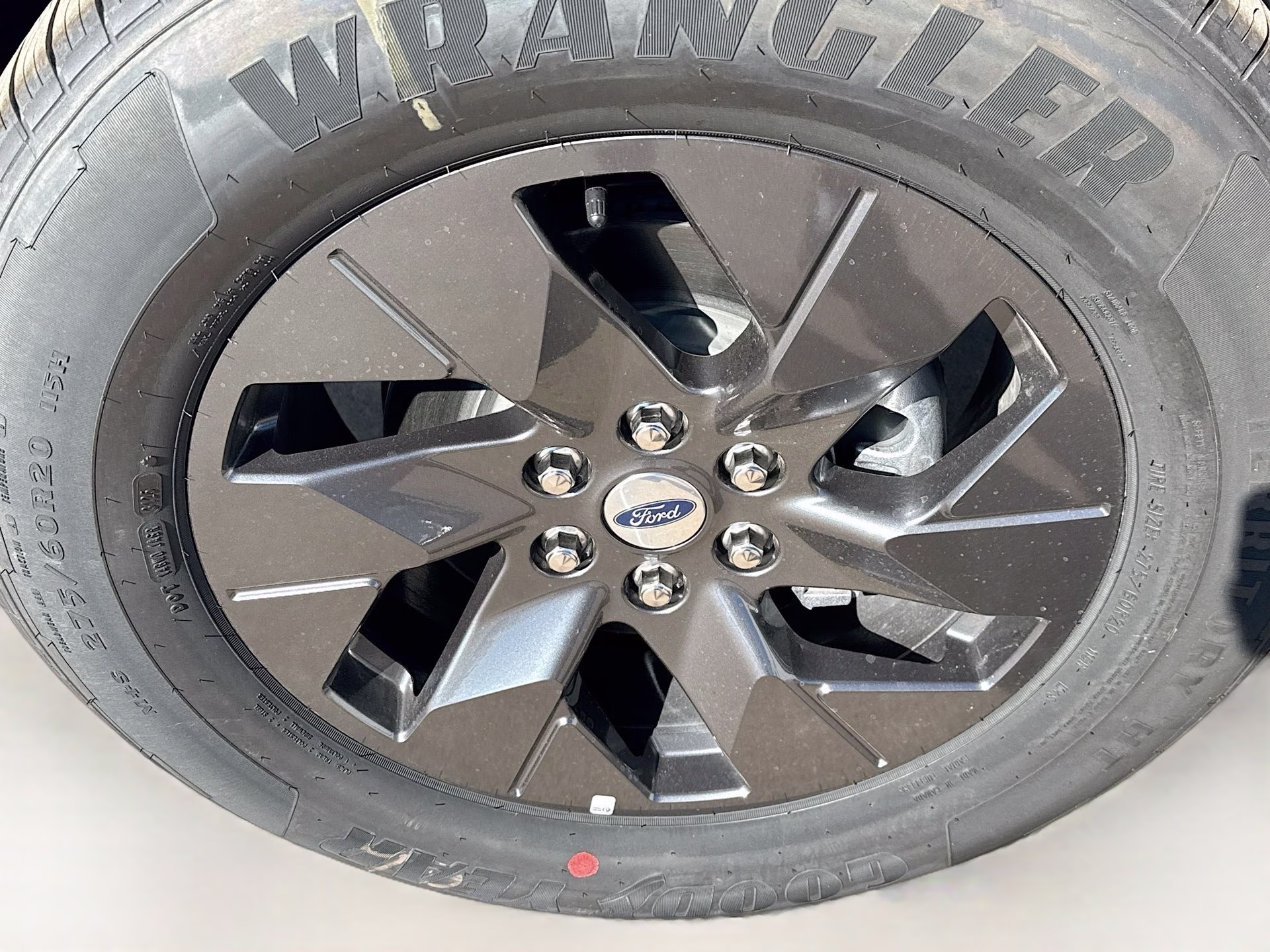 2025 Oxford White Ford F-150 STX RWD Truck