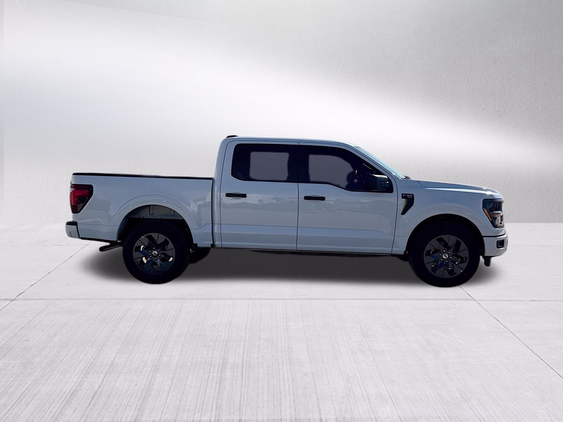 2025 Oxford White Ford F-150 STX RWD Truck