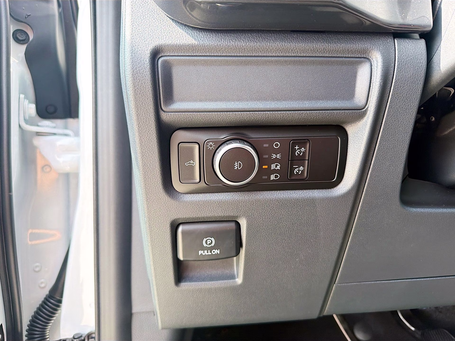 2026 Oxford White Ford F-150 STX RWD Truck