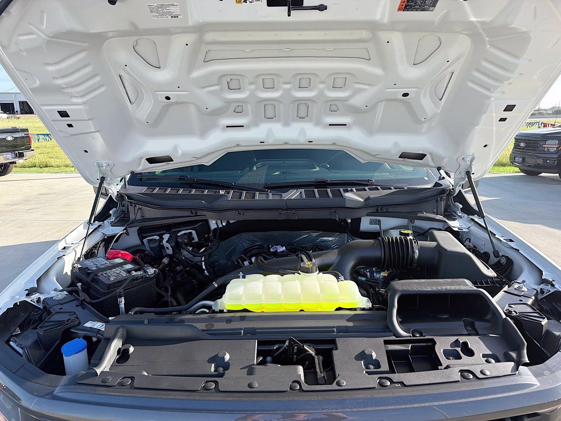 2026 Oxford White Ford F-150 STX RWD Truck