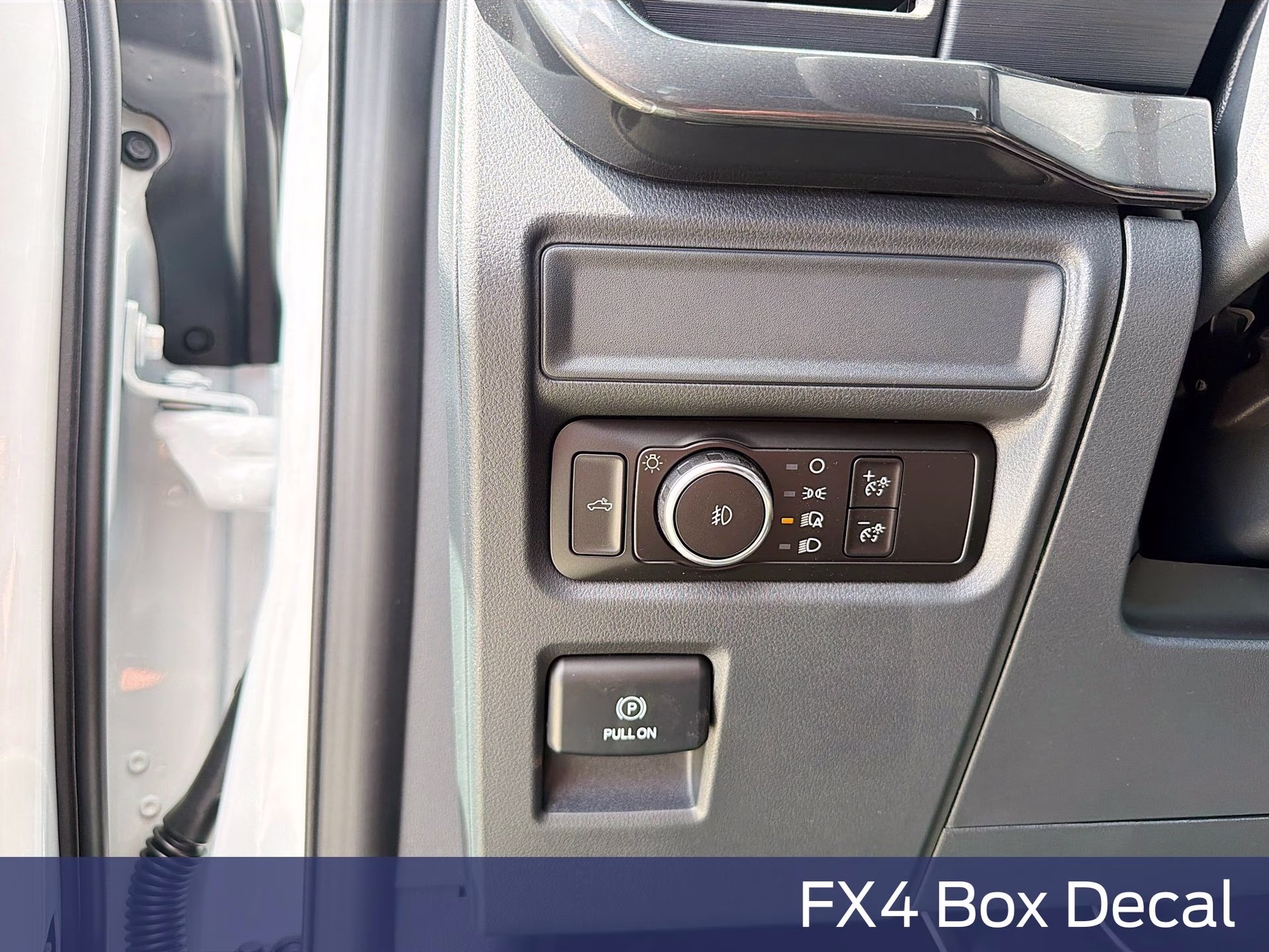 2026 Oxford White Ford F-150 STX 4X4 Truck