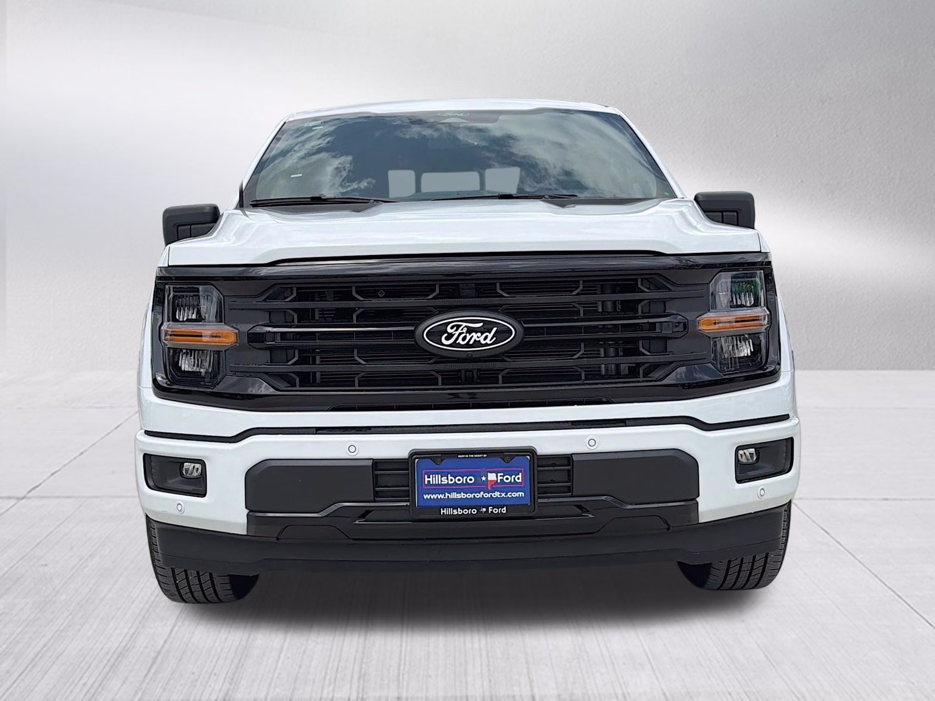 2026 Oxford White Ford F-150 XLT RWD Truck