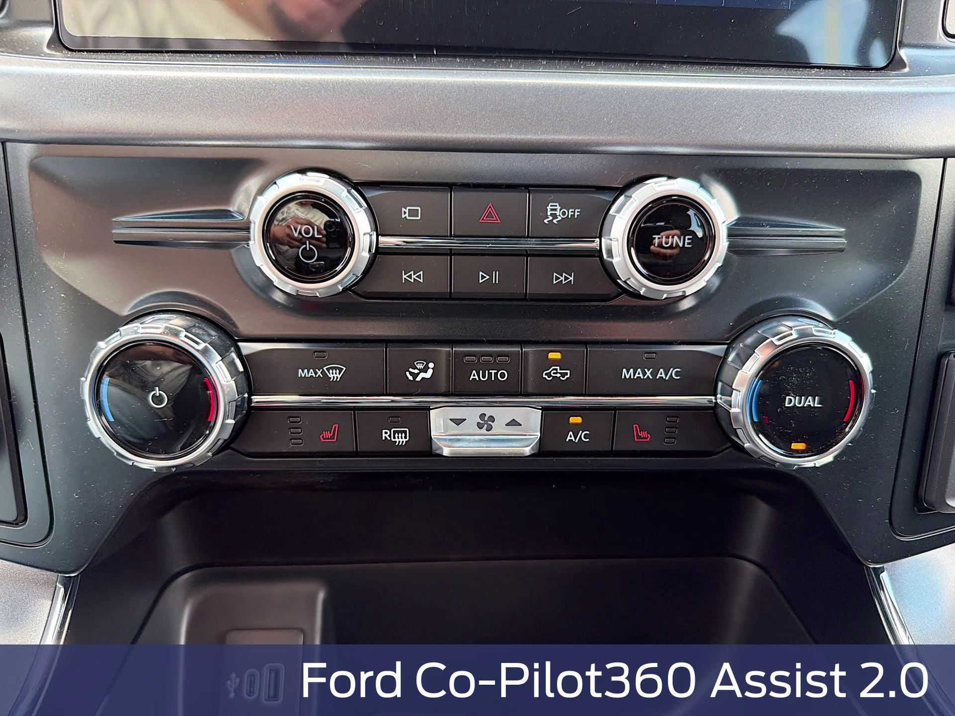 2026 Avalanche Ford F-150 XLT RWD Truck