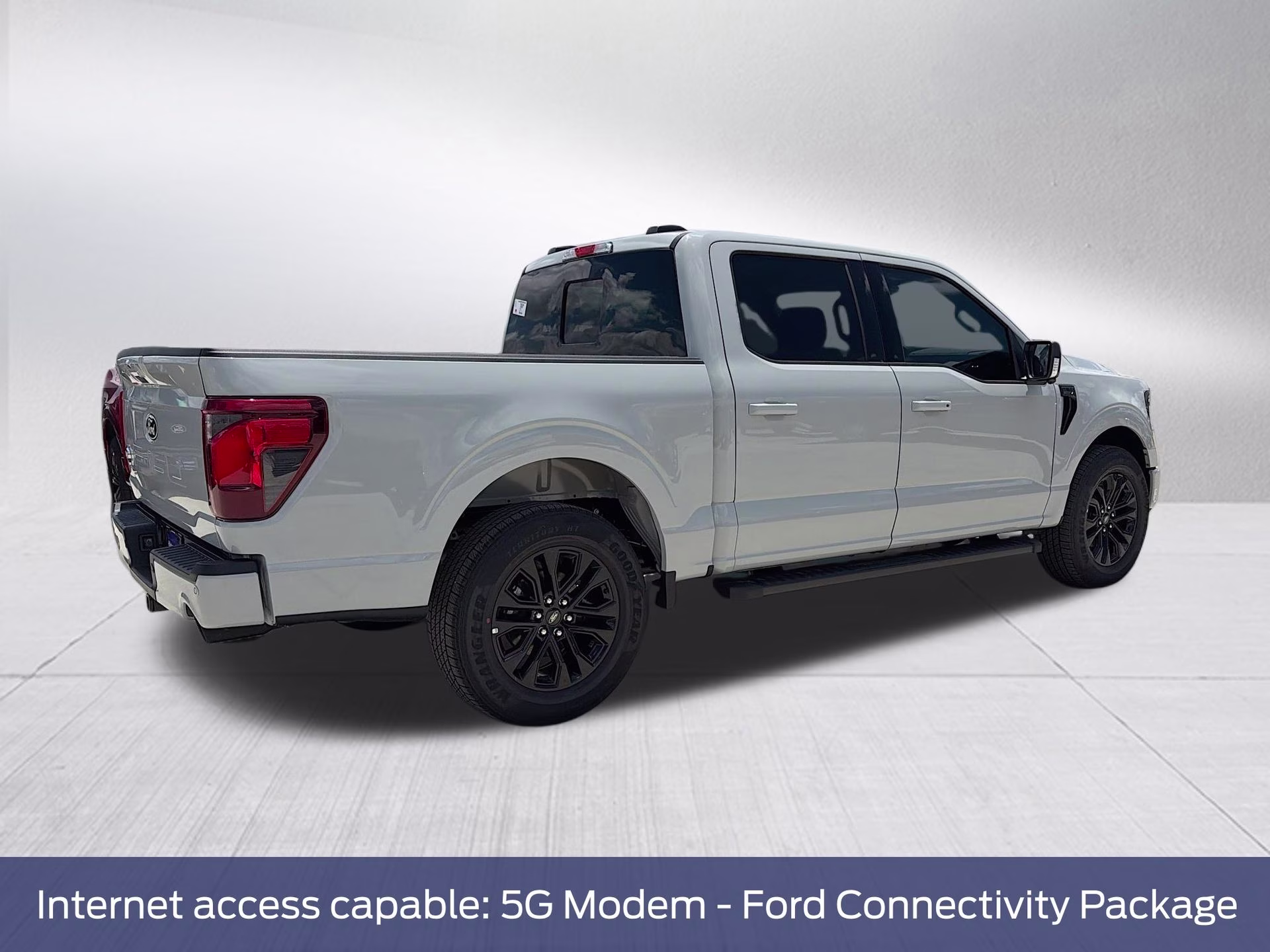 2026 Avalanche Ford F-150 XLT RWD Truck