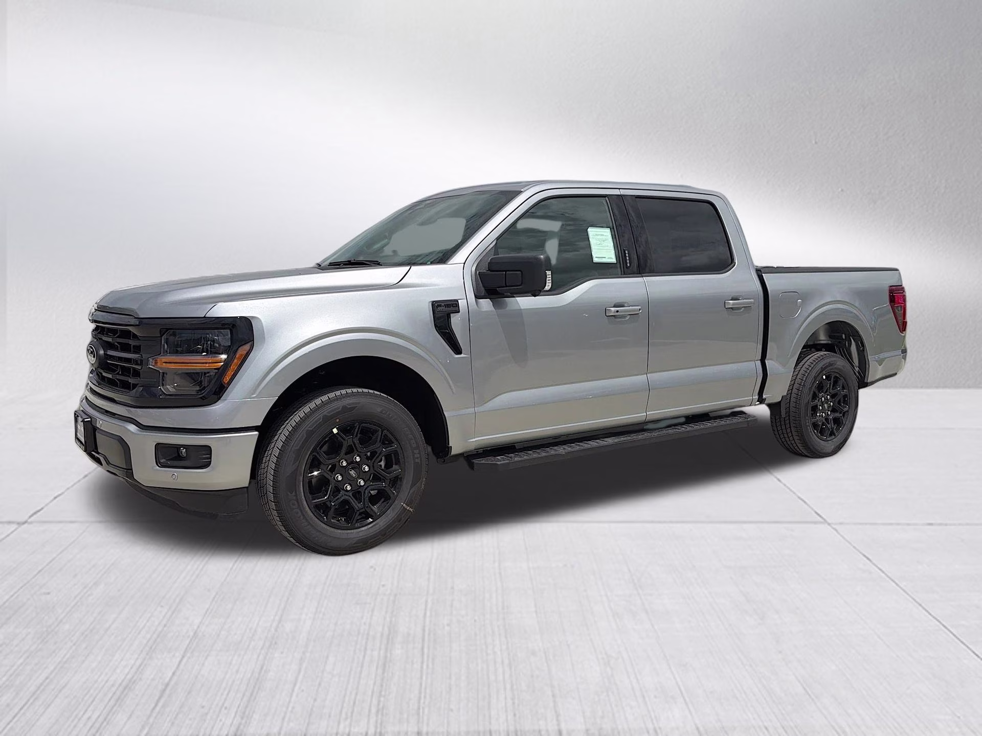 2026 Iconic Silver Metallic Ford F-150 XLT RWD Truck