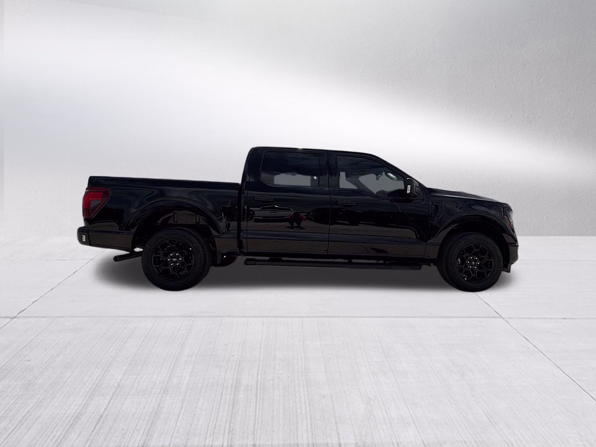 2026 Agate Black Metallic Ford F-150 XLT RWD Truck