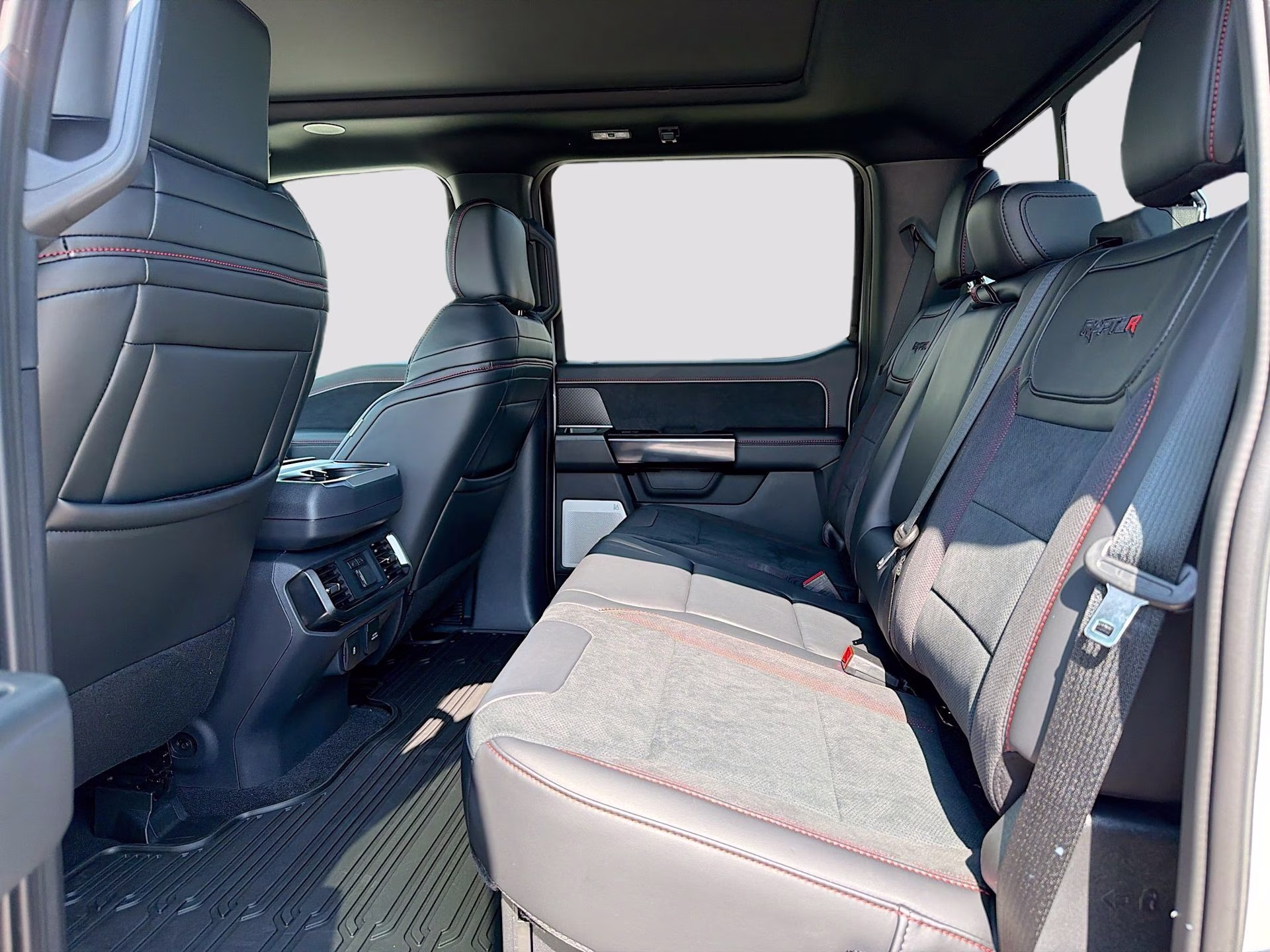 2026 Avalanche Ford F-150 Raptor 4X4 Truck