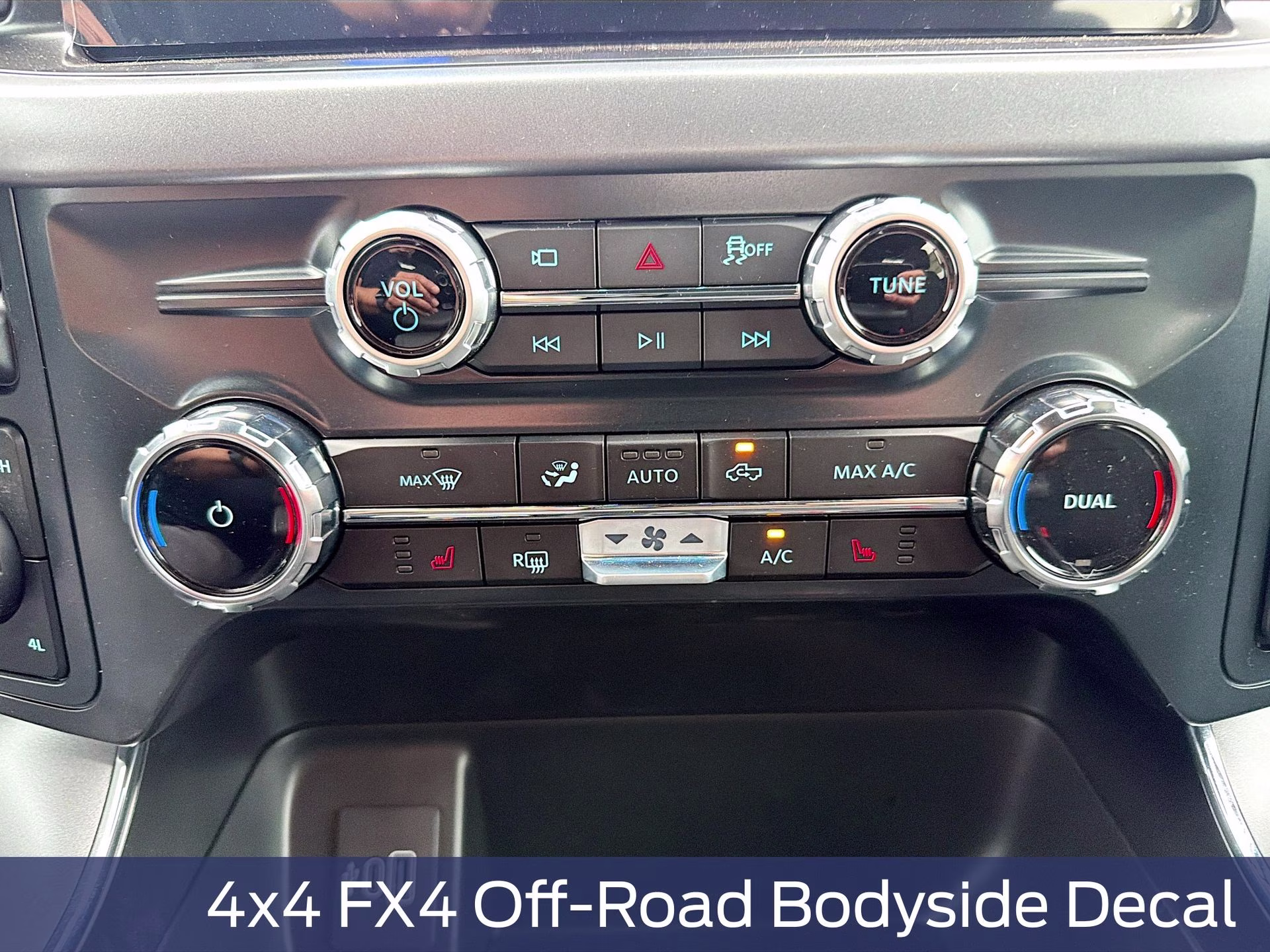 2026 Oxford White Ford F-150 XLT 4X4 Truck