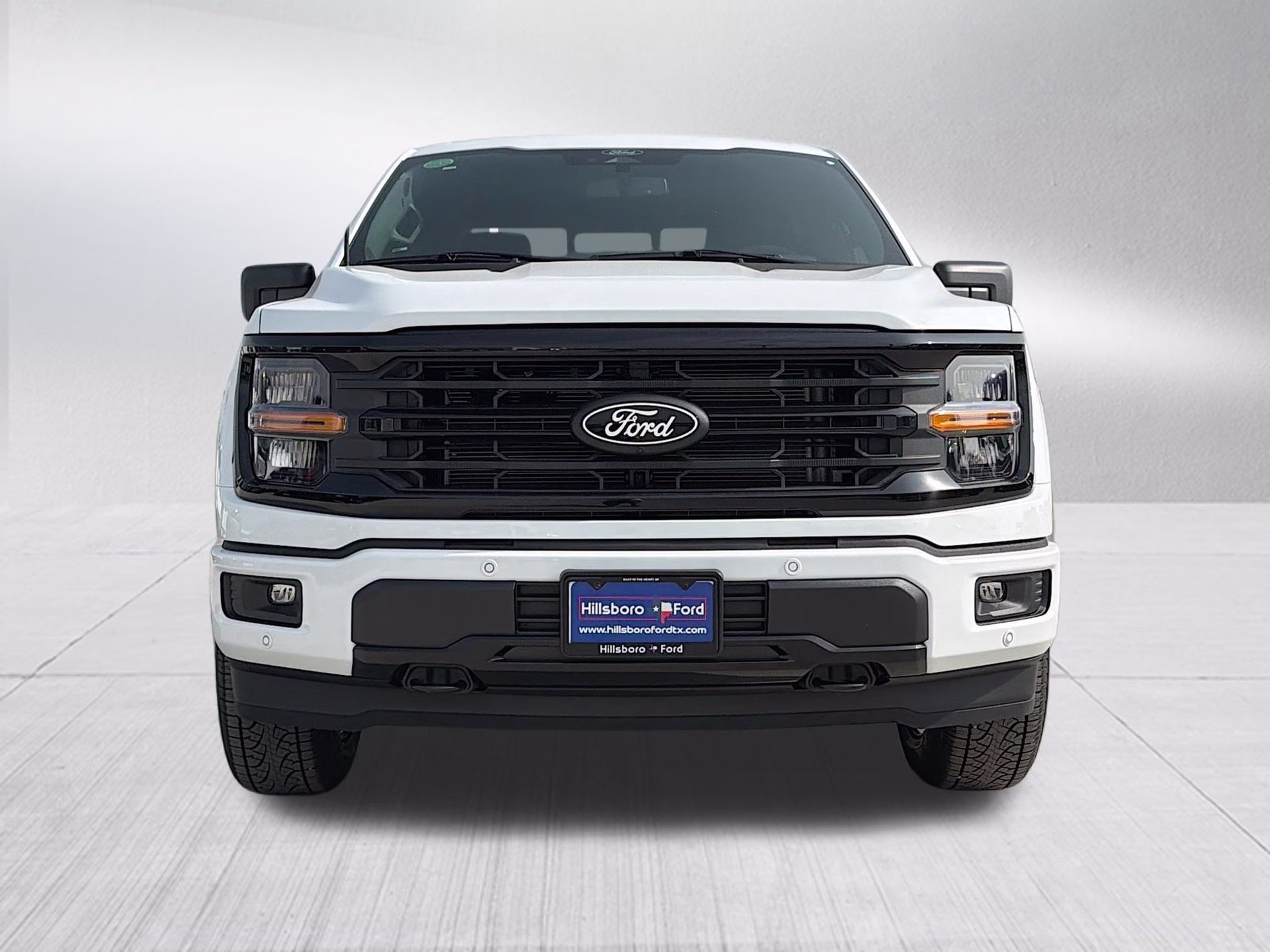 2026 Oxford White Ford F-150 XLT 4X4 Truck