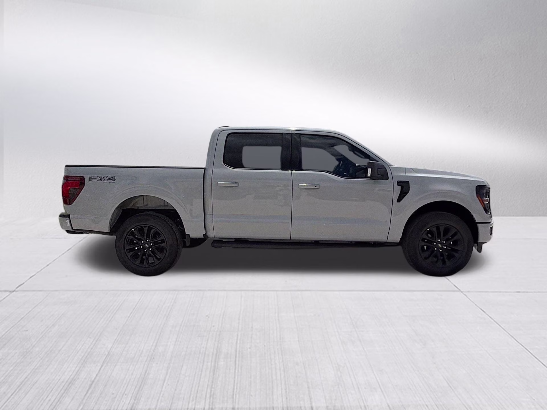2026 Avalanche Ford F-150 XLT 4X4 Truck