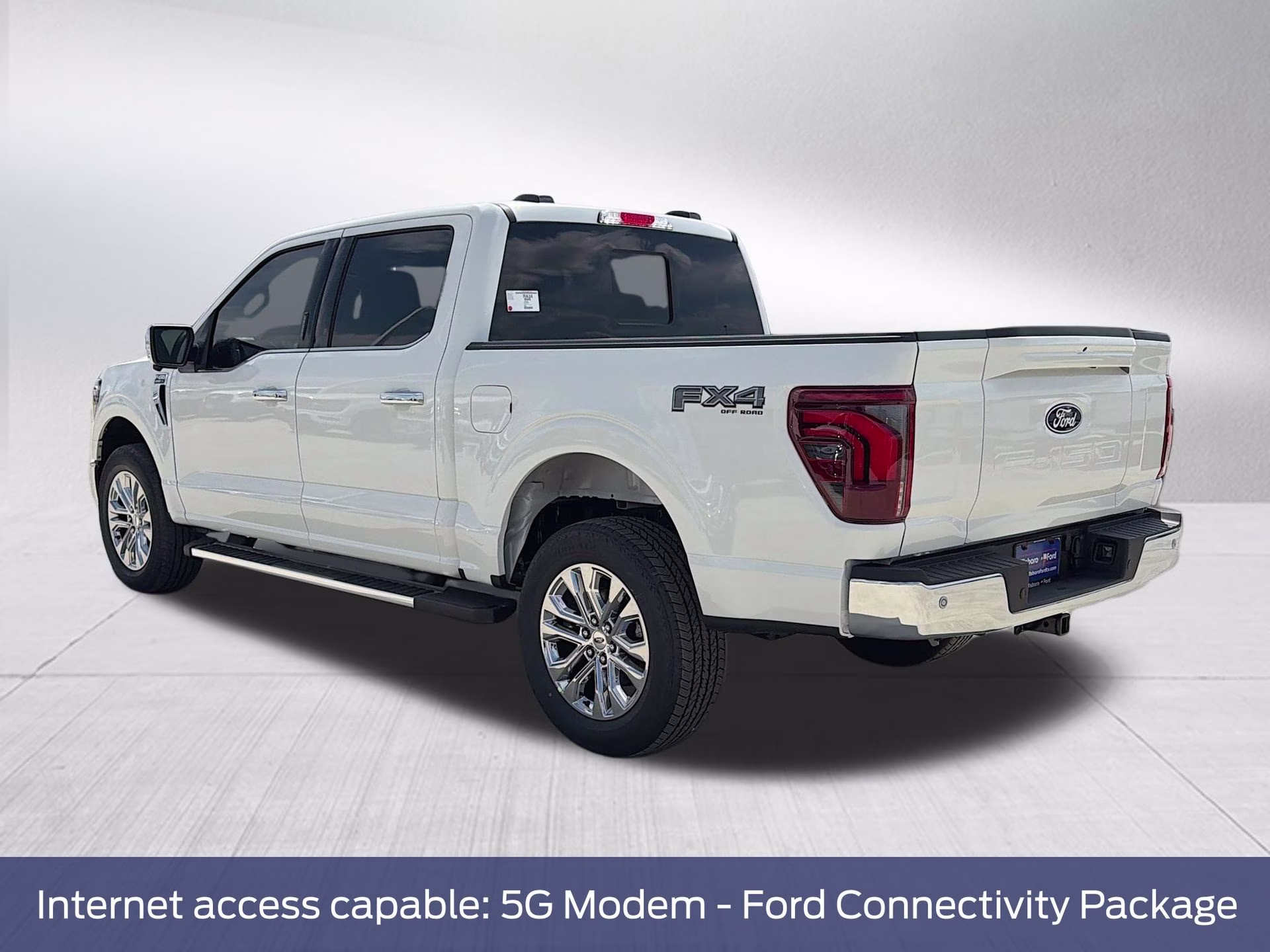 2026 Star White Metallic Tri-Coat Ford F-150 Lariat 4X4 Truck