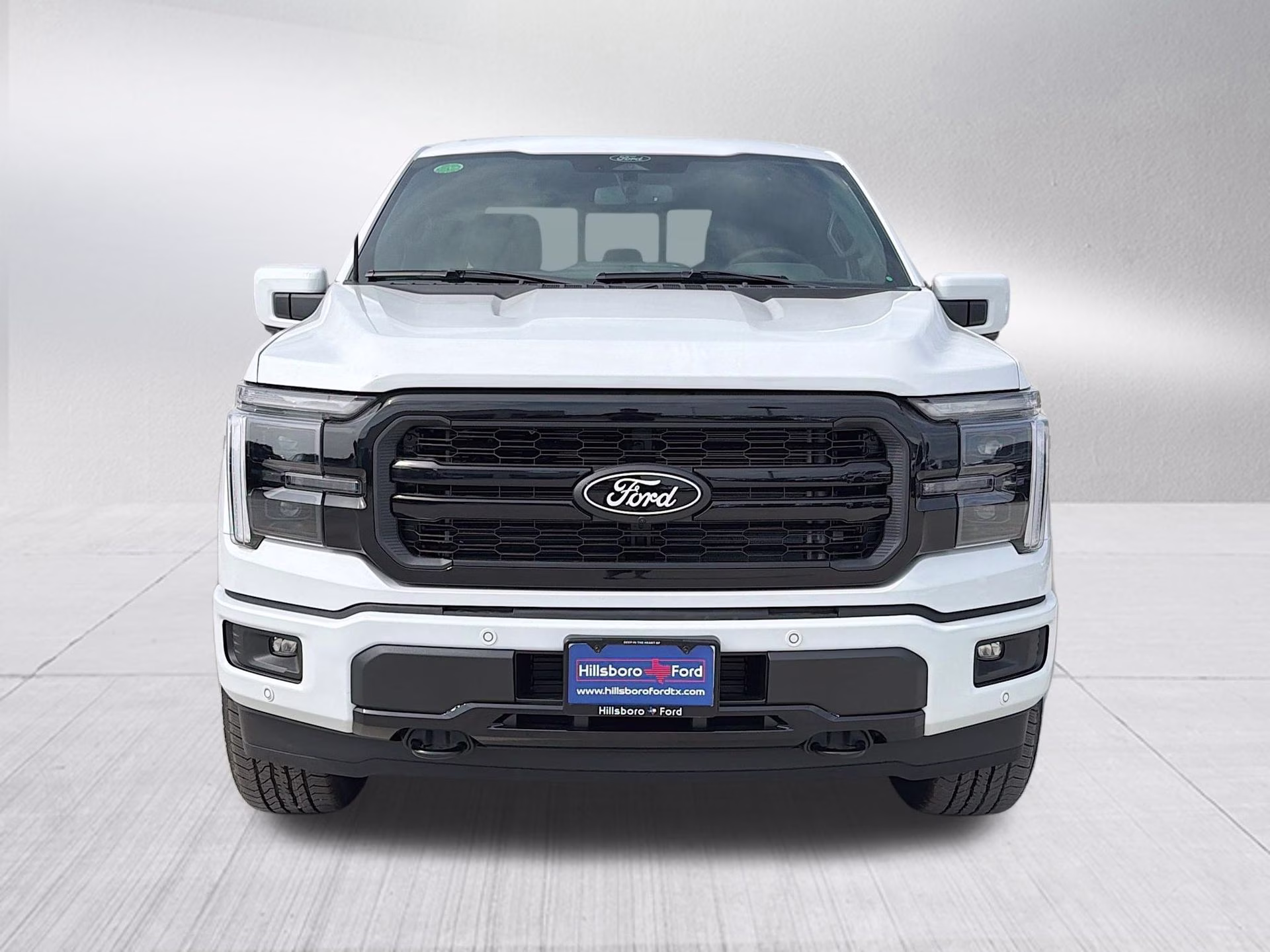 2026 Oxford White Ford F-150 Lariat 4X4 Truck