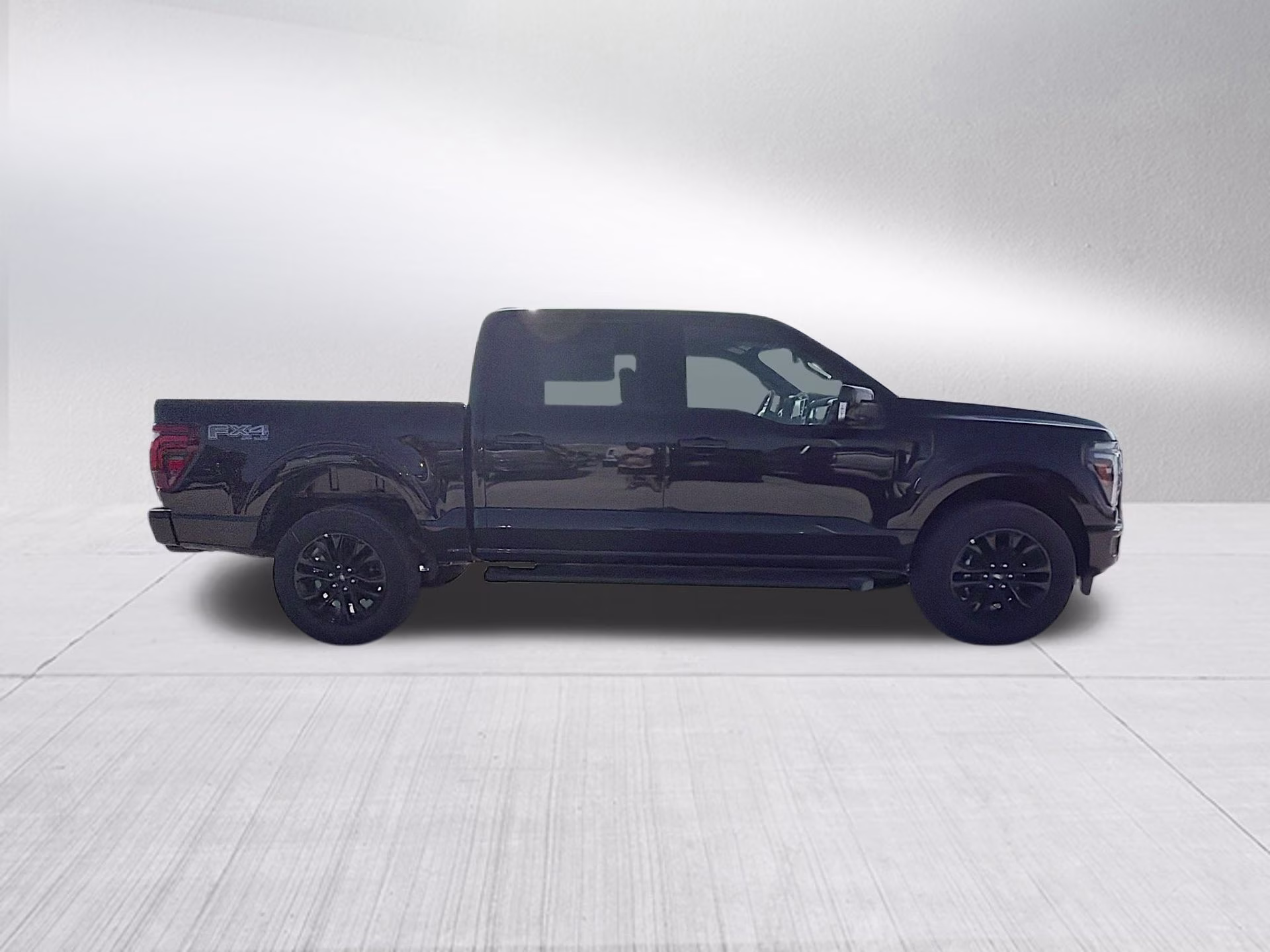 2026 Agate Black Metallic Ford F-150 Lariat 4X4 Truck