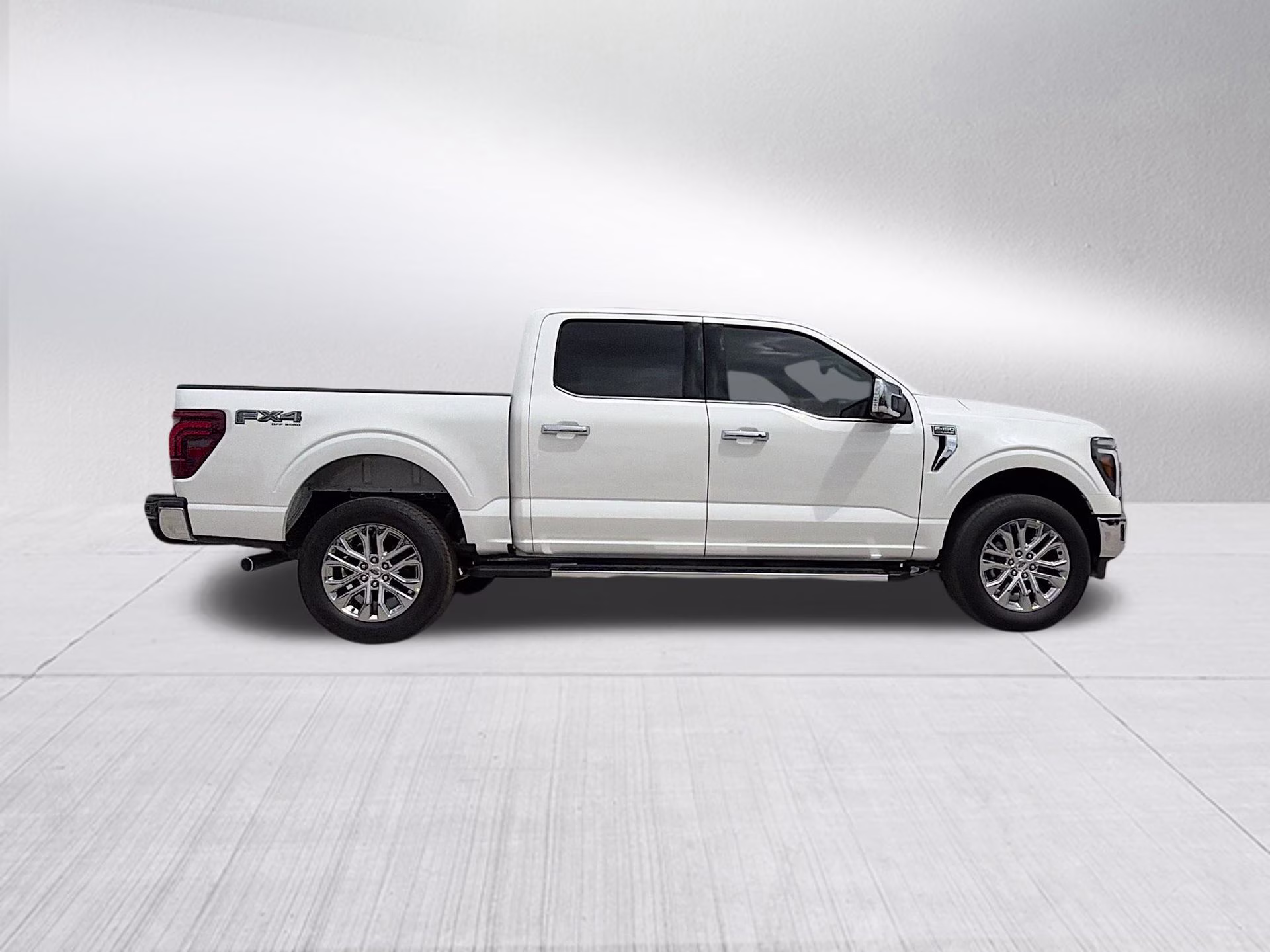 2026 Star White Metallic Tri-Coat Ford F-150 Lariat 4X4 Truck