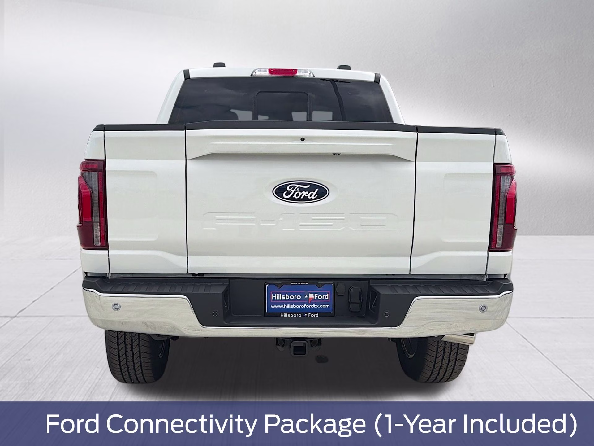 2026 Star White Metallic Tri-Coat Ford F-150 Lariat 4X4 Truck