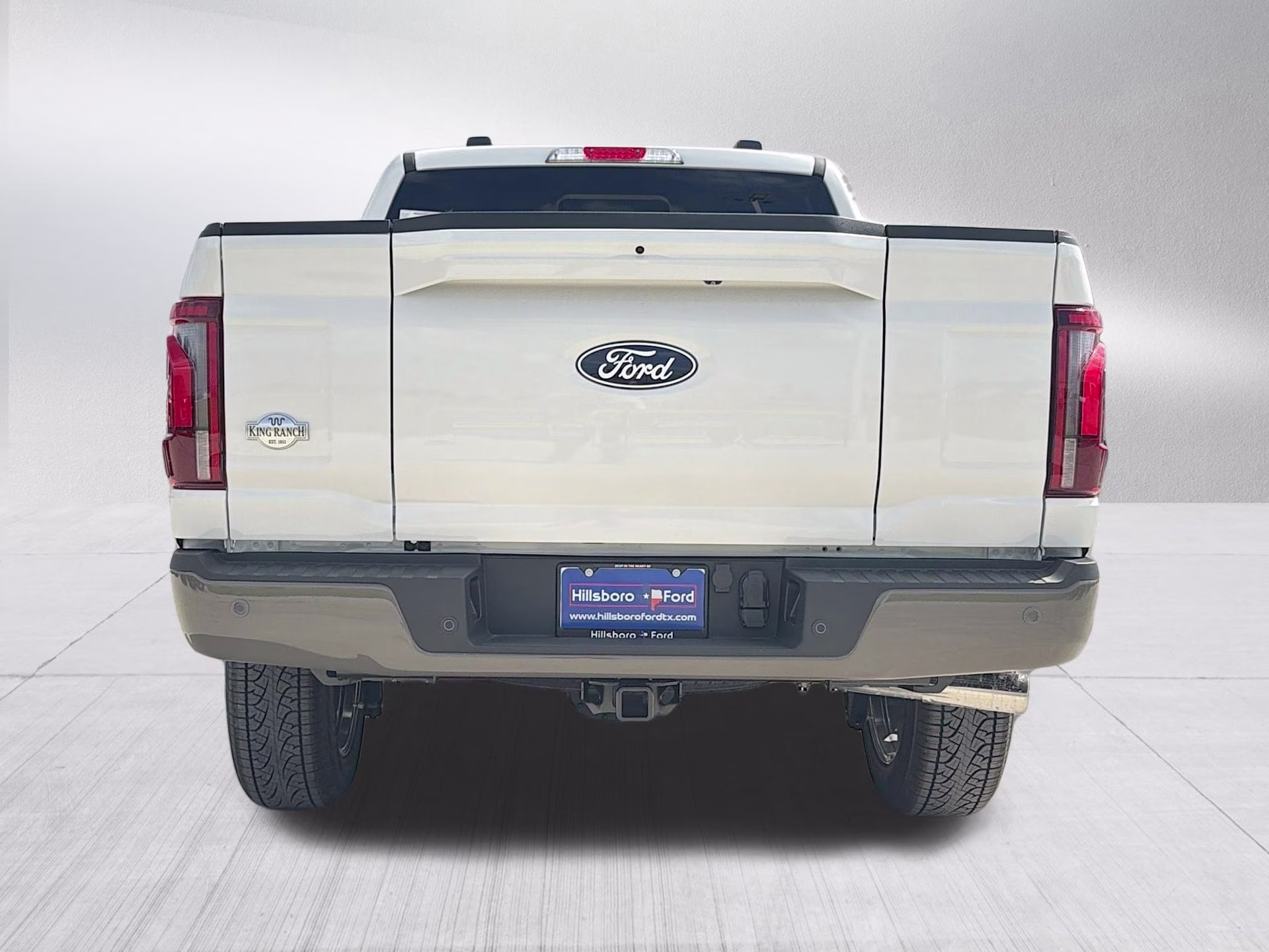 2026 Star White Metallic Tri-Coat Ford F-150 King Ranch 4X4 Truck