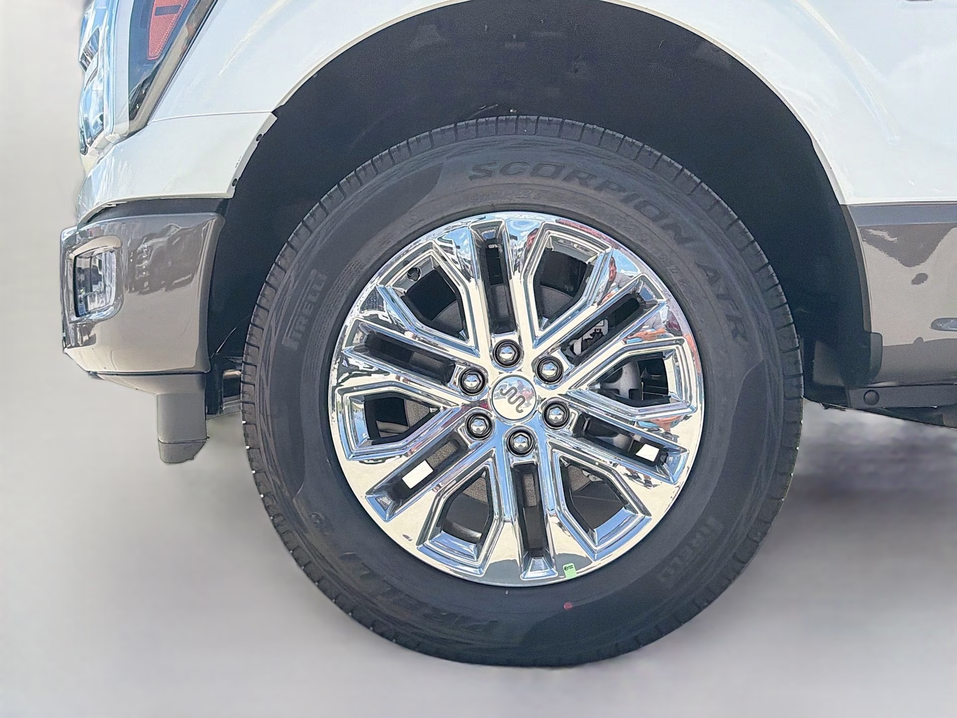 2026 Star White Metallic Tri-Coat Ford F-150 King Ranch 4X4 Truck