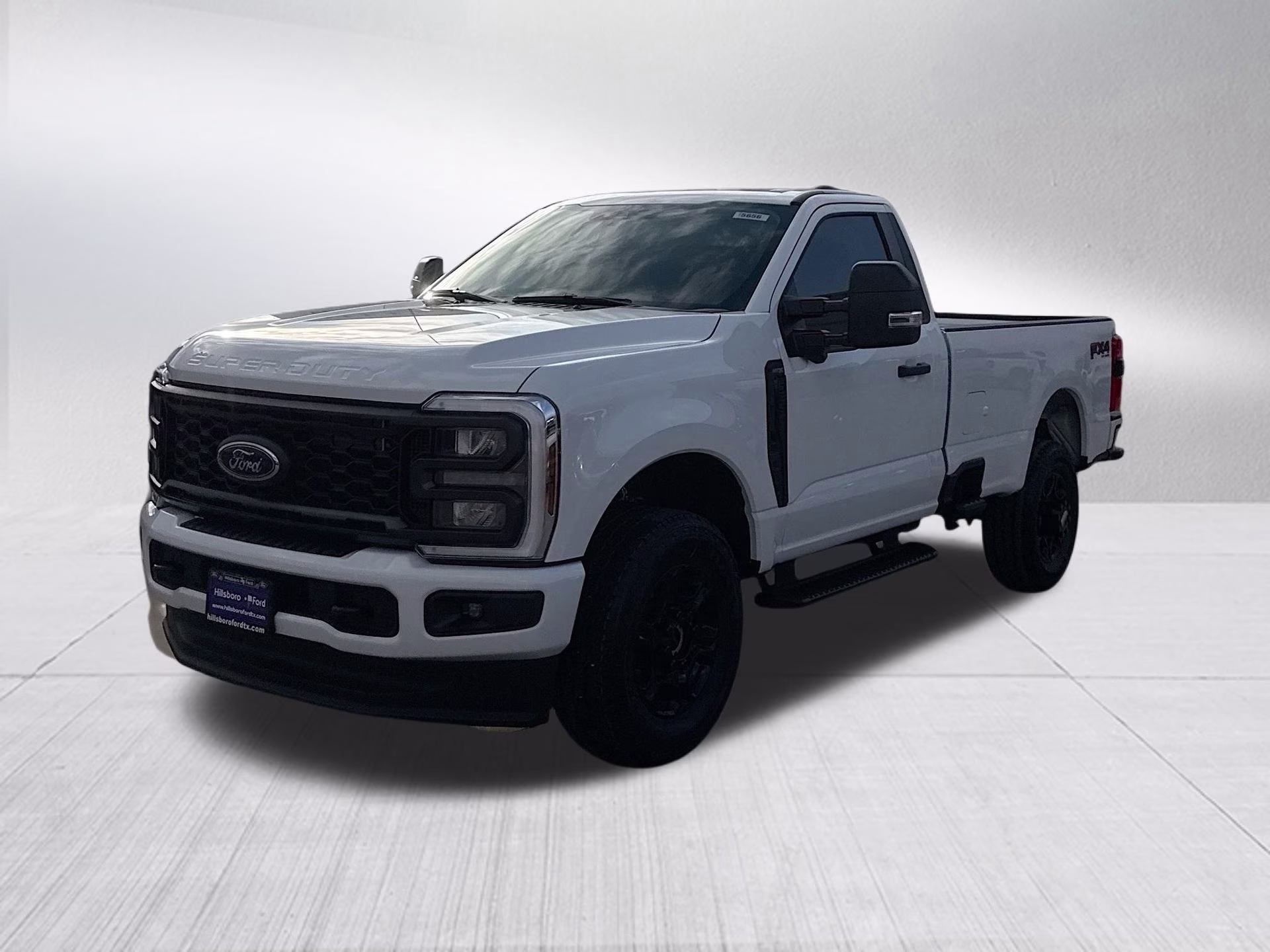 2025 Oxford White Ford Super Duty F-350 SRW XL 4X4 Truck