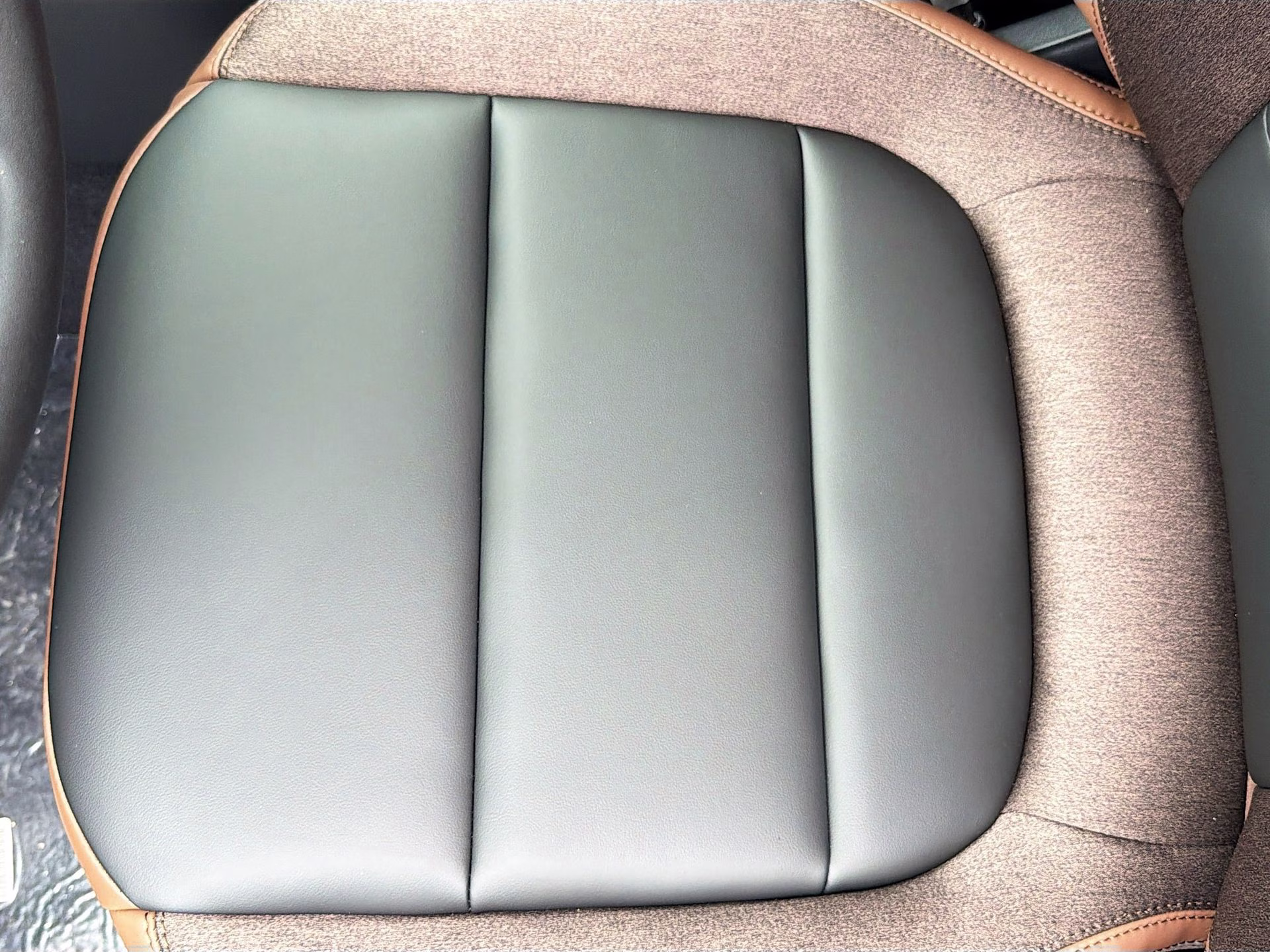2026 Azure Gray Met Tri-Coat Ford Bronco Sport Outer Banks 4X4 SUV