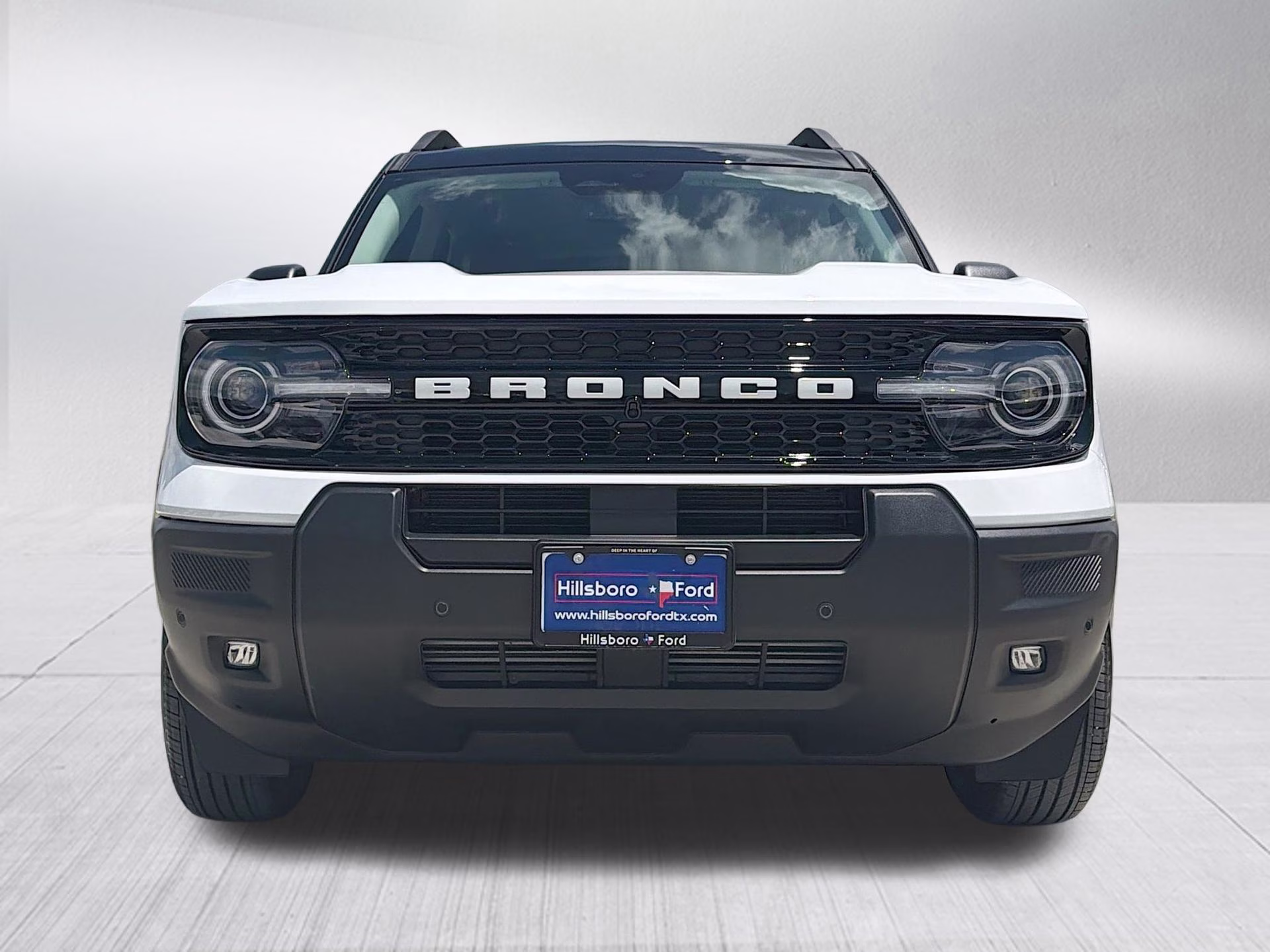 2026 Oxford White Ford Bronco Sport Outer Banks 4X4 SUV