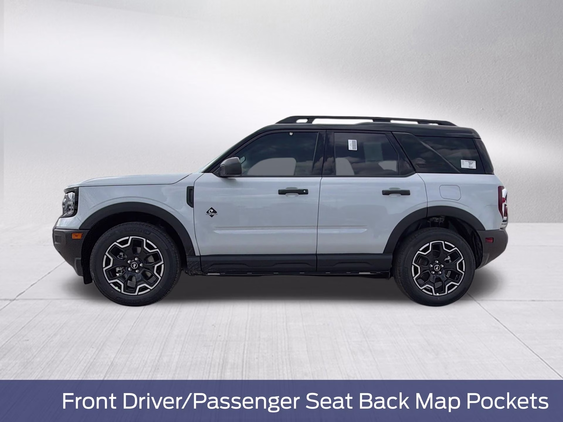 2026 Space White Metallic Ford Bronco Sport Outer Banks 4X4 SUV