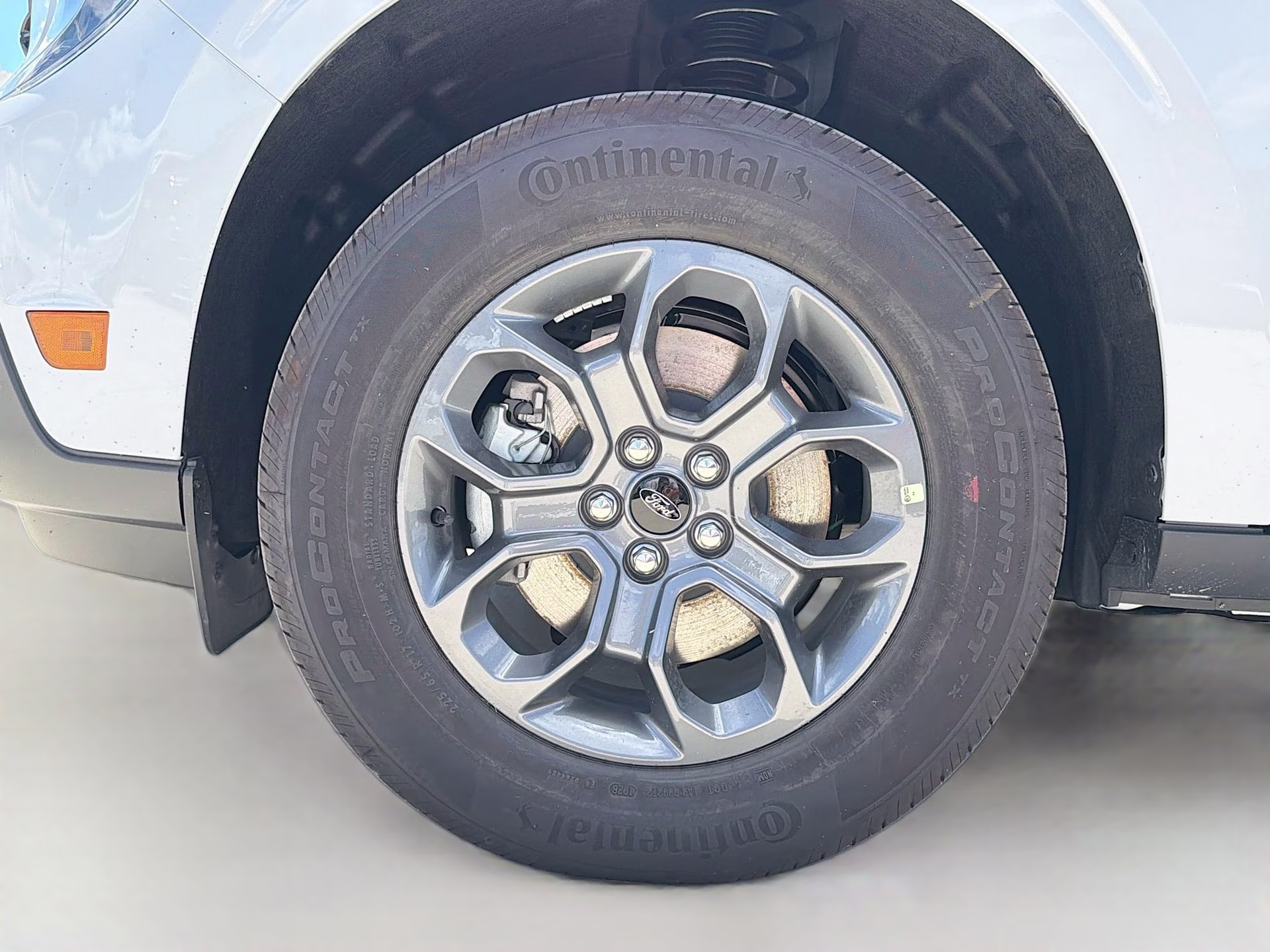 2026 Space White Metallic Ford Maverick XLT FWD Truck