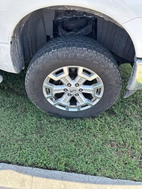 2017 Pearl White Nissan Titan XD SL 4X4 Truck