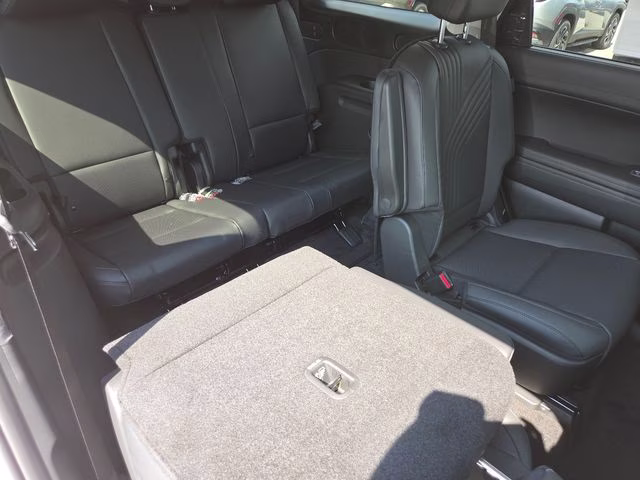 2026 Creamy White Pearl Hyundai Palisade Hybrid SEL AWD SUV