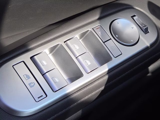 2026 Creamy White Pearl Hyundai Palisade Hybrid SEL AWD SUV