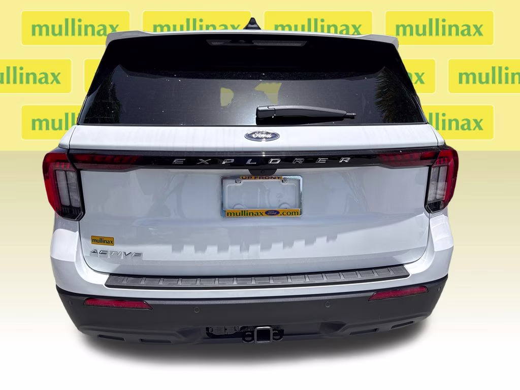 2026 Oxford White Ford Explorer Active RWD SUV