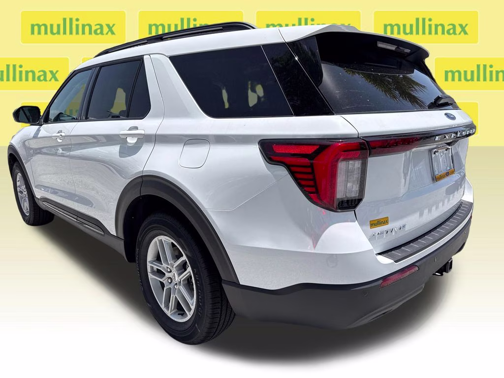 2026 Oxford White Ford Explorer Active RWD SUV