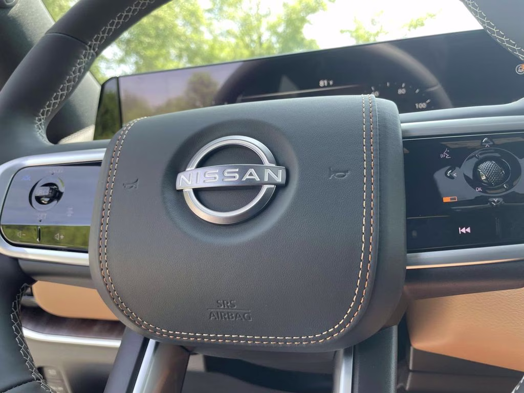 2026 Everest White Pearl/Black Nissan Armada Platinum Reserve 4X4 SUV