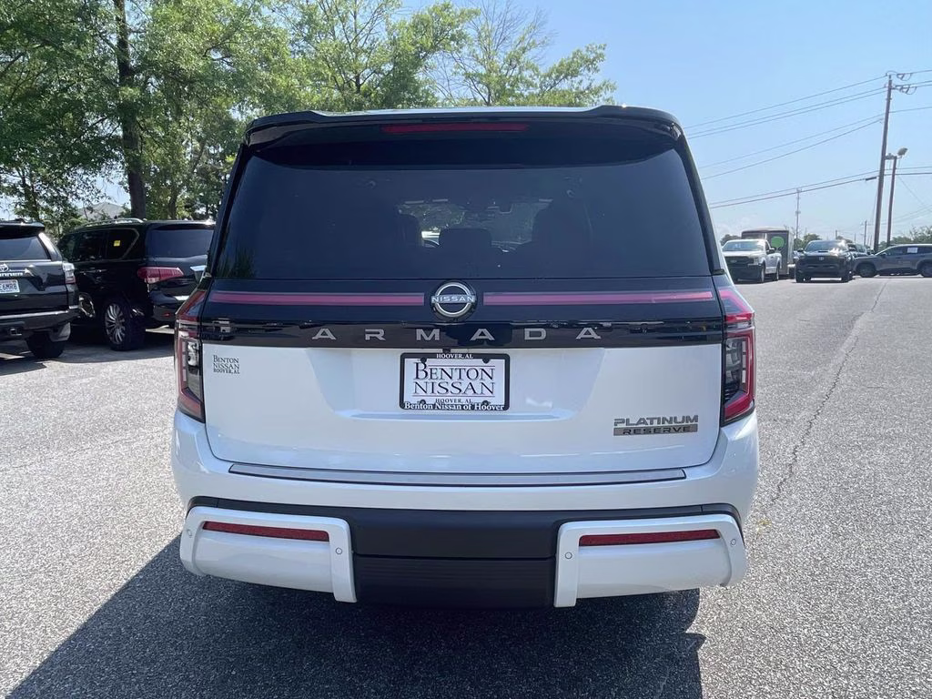 2026 Everest White Pearl/Black Nissan Armada Platinum Reserve 4X4 SUV