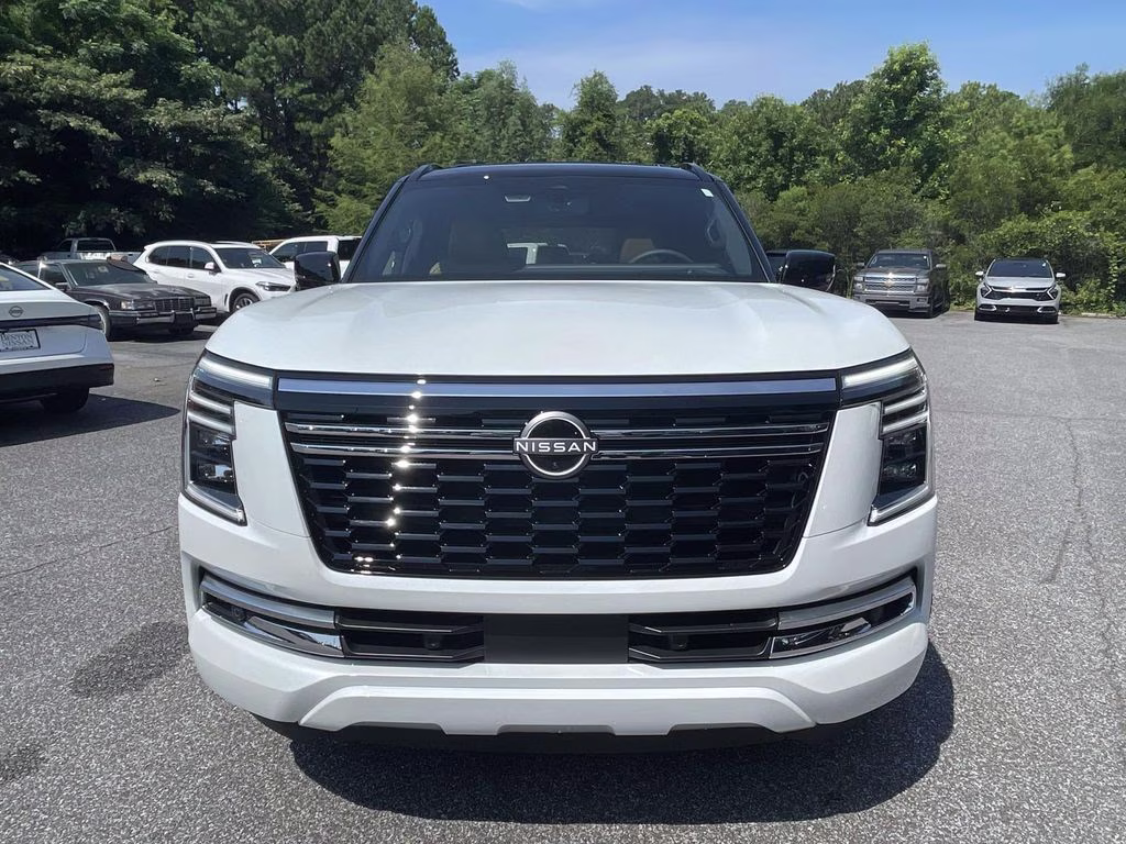 2026 Everest White Pearl/Black Nissan Armada Platinum Reserve 4X4 SUV