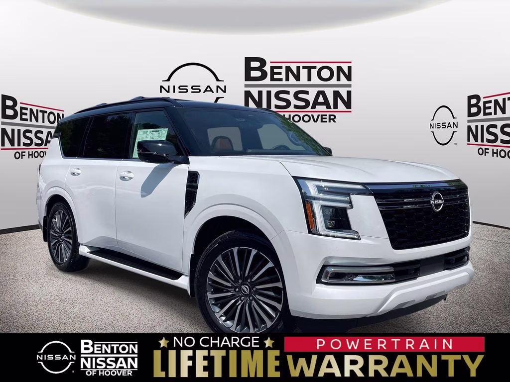 2026 Everest White Pearl/Black Nissan Armada Platinum Reserve 4X4 SUV