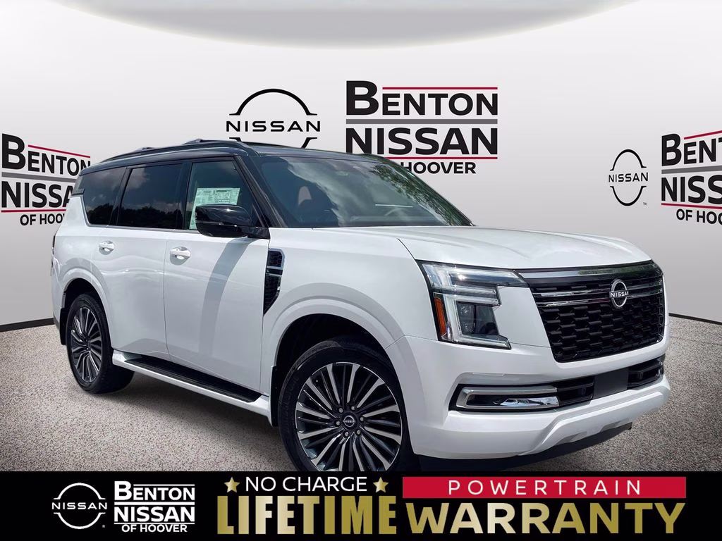 2026 Everest White Pearl/Black Nissan Armada Platinum Reserve 4X4 SUV