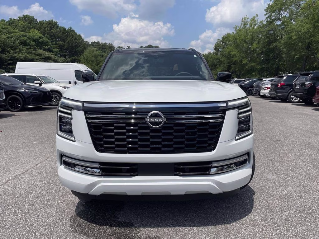 2026 Everest White Pearl/Black Nissan Armada Platinum Reserve 4X4 SUV