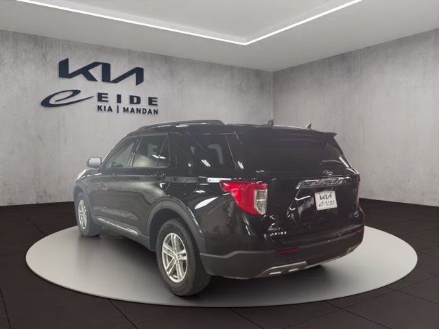 2024 Black Metallic Ford Explorer XLT 4X4 SUV