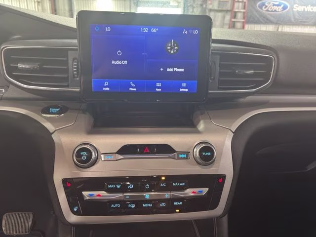 2024 Black Metallic Ford Explorer XLT 4X4 SUV