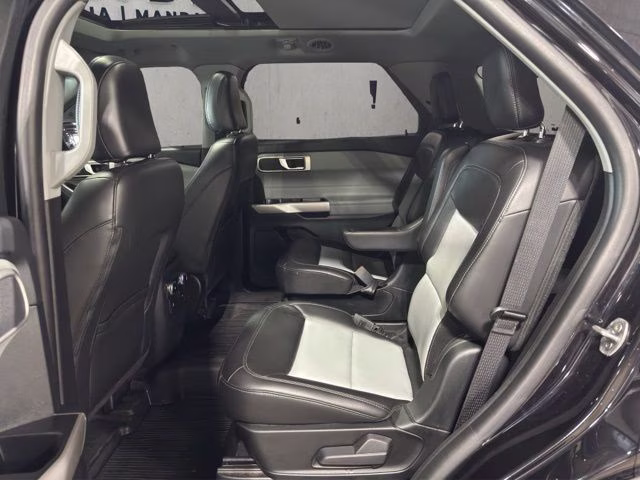 2024 Black Metallic Ford Explorer XLT 4X4 SUV