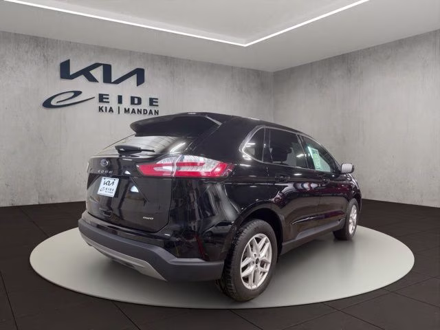 2023 Black Metallic Ford Edge SEL AWD SUV