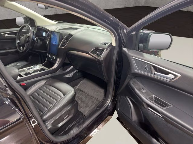 2023 Black Metallic Ford Edge SEL AWD SUV